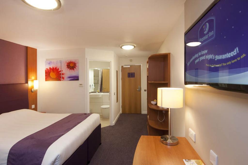 Premier Inn Dover East Exteriér fotografie