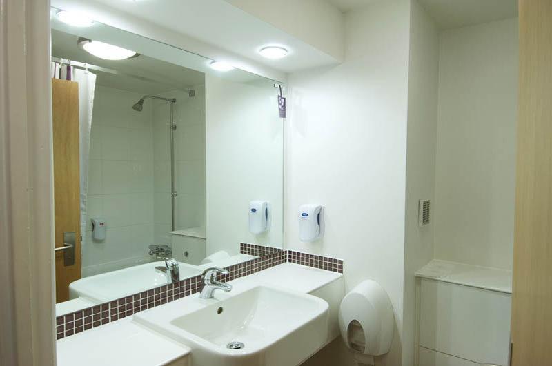 Premier Inn Dover East Exteriér fotografie