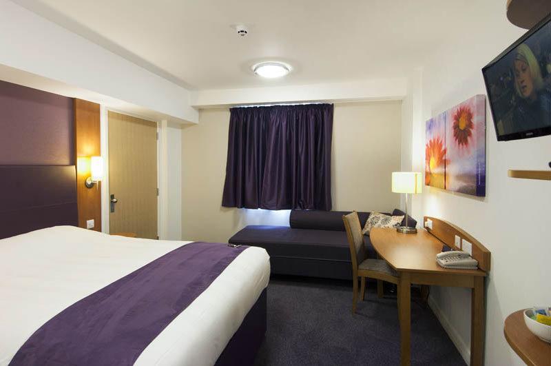 Premier Inn Dover East Exteriér fotografie